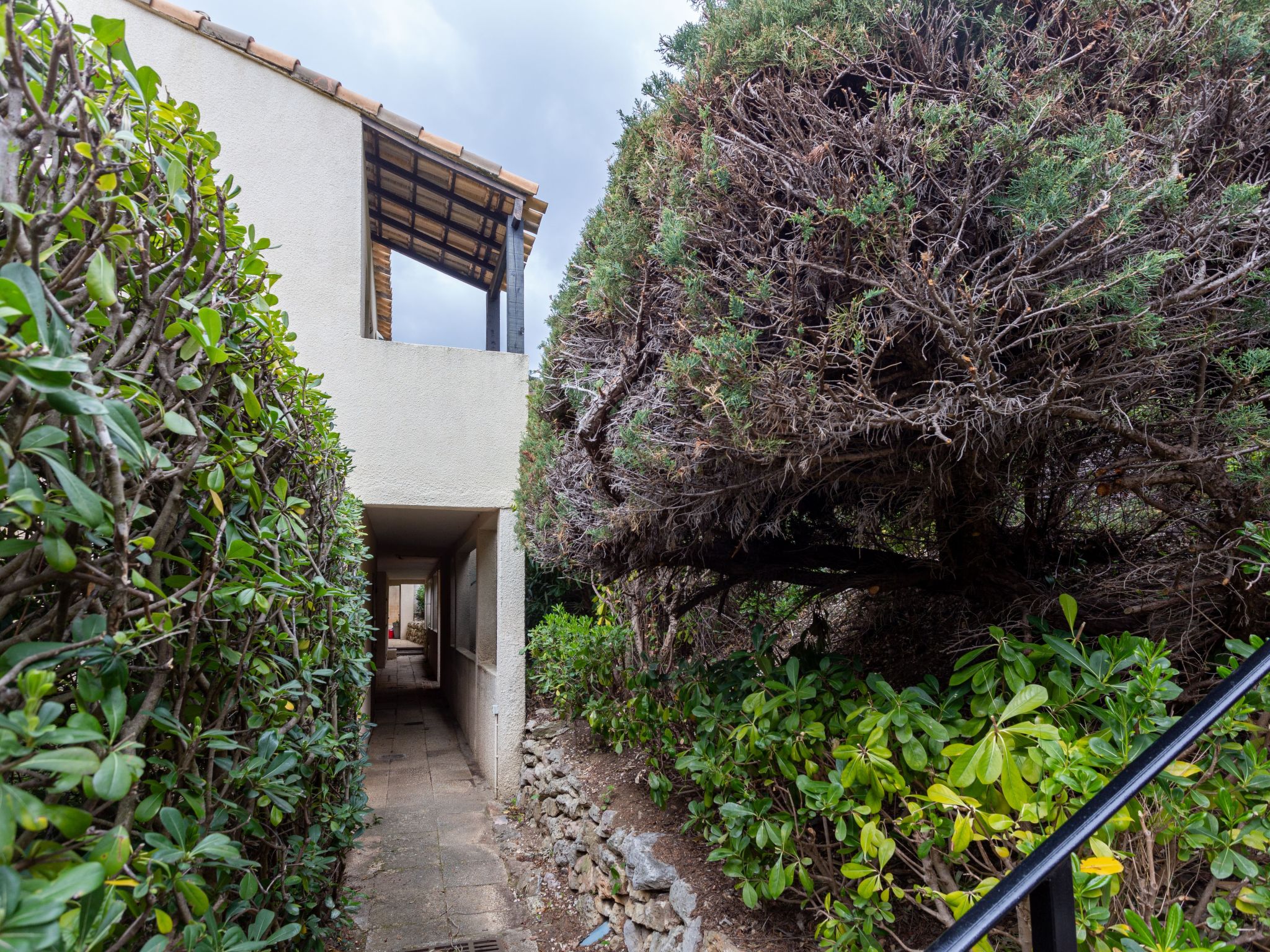 Photo 20 - Apartment in Le Lavandou with swimming pool and sea view