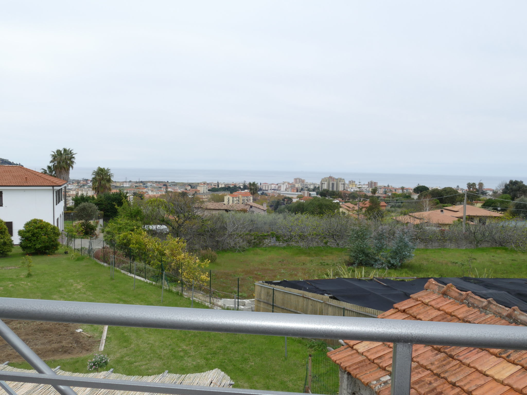 Foto 5 - Casa de 2 quartos em Taggia com piscina privada e vistas do mar