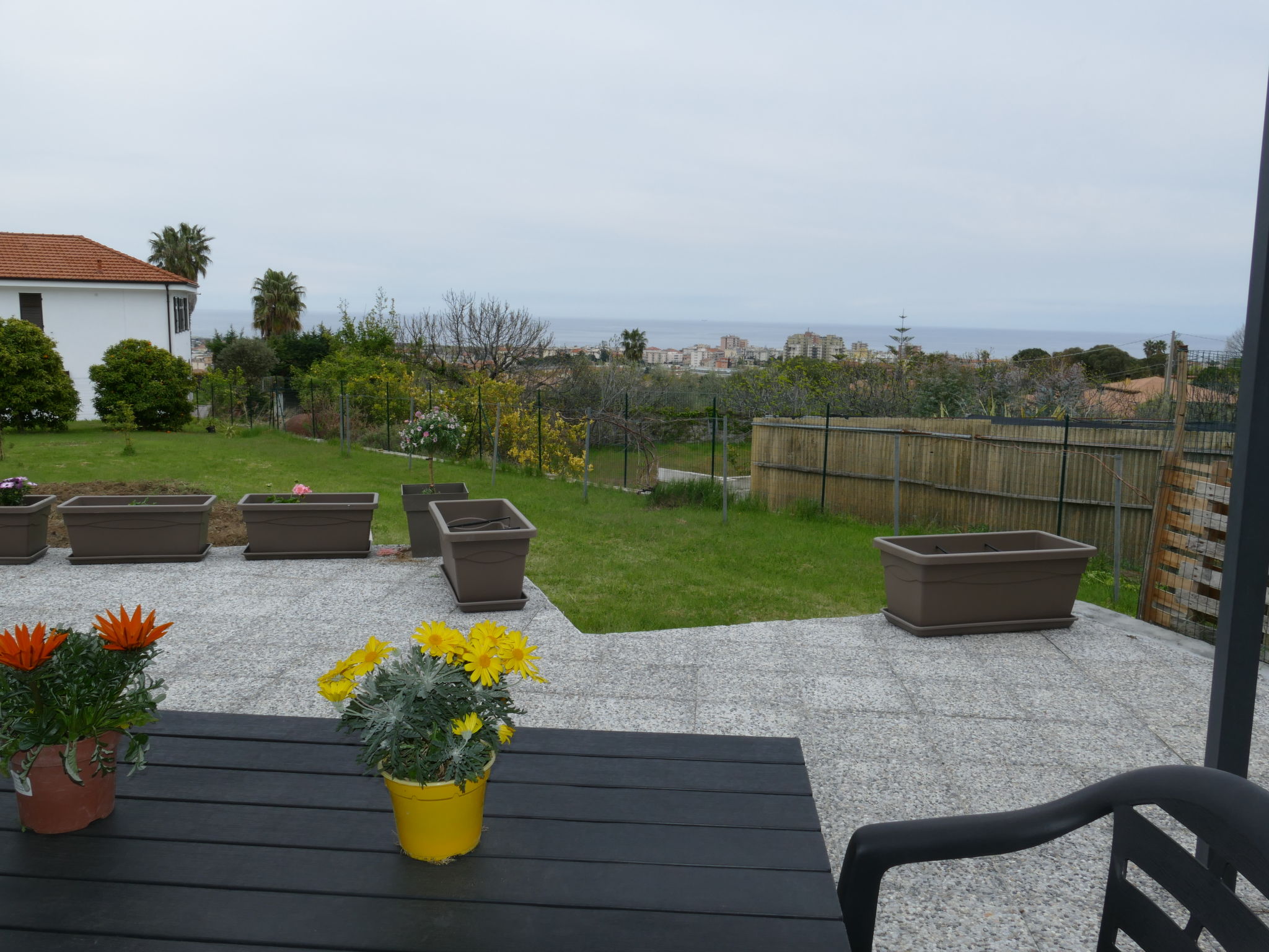 Photo 2 - Maison de 2 chambres à Taggia avec piscine privée et vues à la mer