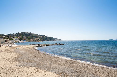 Photo 21 - 2 bedroom Apartment in Le Pradet with terrace and sea view