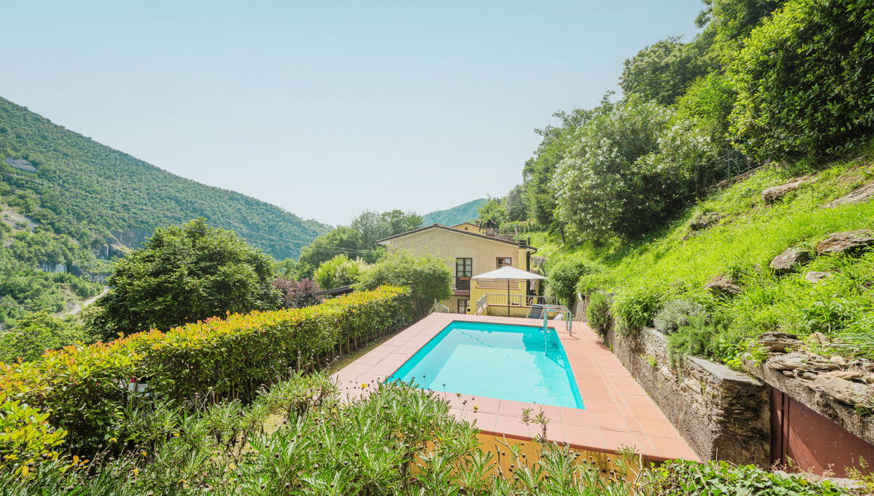3 bedroom House in Seravezza with private pool and garden - Photo 1