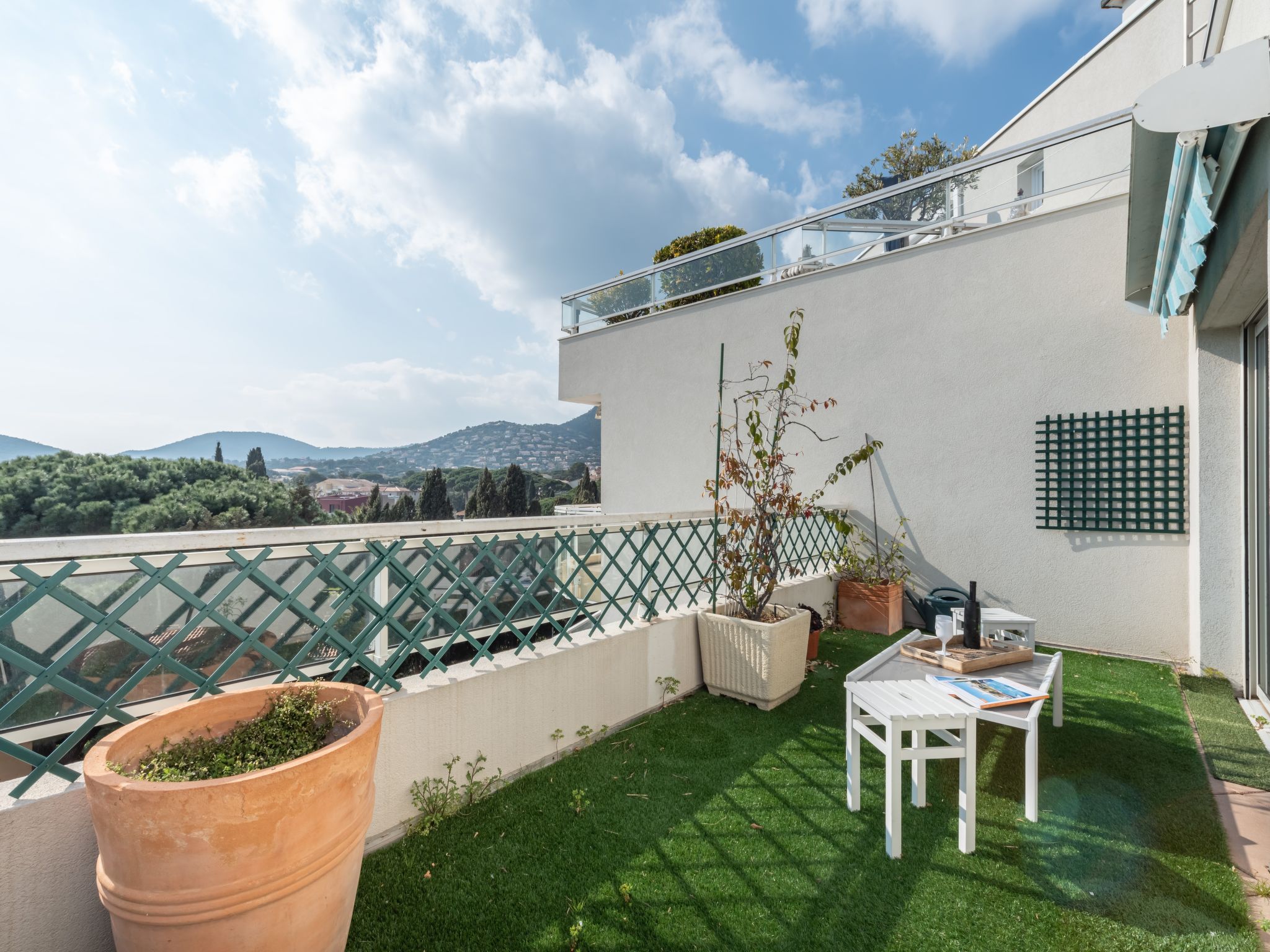 Photo 6 - Appartement de 2 chambres à Cavalaire-sur-Mer avec terrasse et vues à la mer