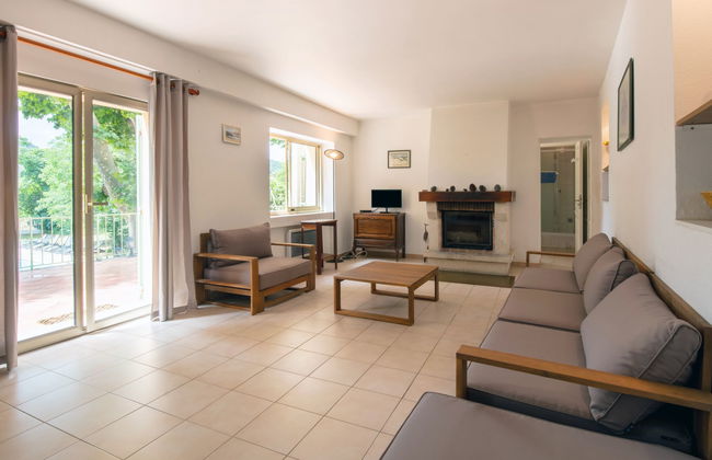 Haus mit 5 Schlafzimmern in Besse-sur-Issole mit schwimmbad und garten - Foto 18