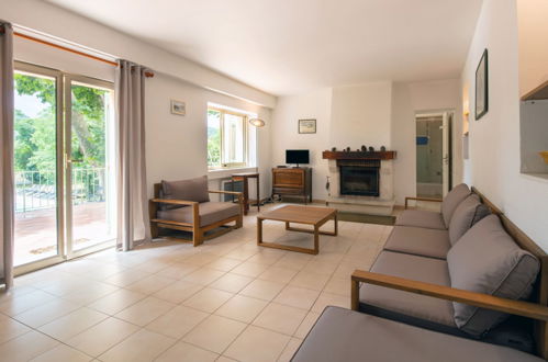 Photo 9 - 4 bedroom House in Besse-sur-Issole with swimming pool and garden
