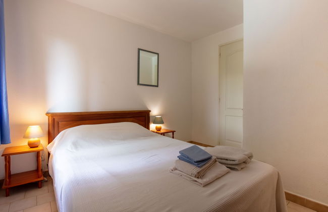 Haus mit 5 Schlafzimmern in Besse-sur-Issole mit schwimmbad und garten - Foto 29