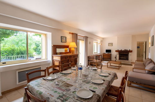 Photo 3 - Maison de 4 chambres à Besse-sur-Issole avec piscine et jardin