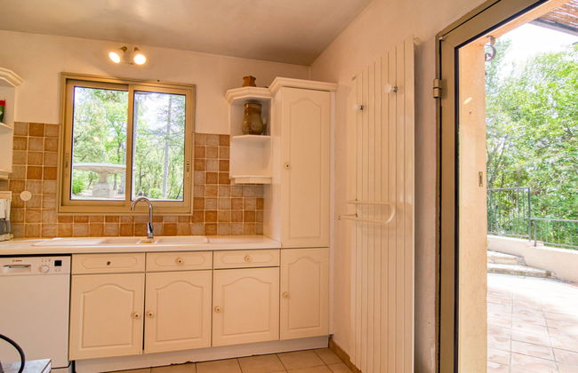 Haus mit 5 Schlafzimmern in Besse-sur-Issole mit schwimmbad und garten - Foto 27