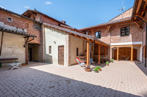 Photo 23 - Appartement de 2 chambres à Mondovì avec jardin