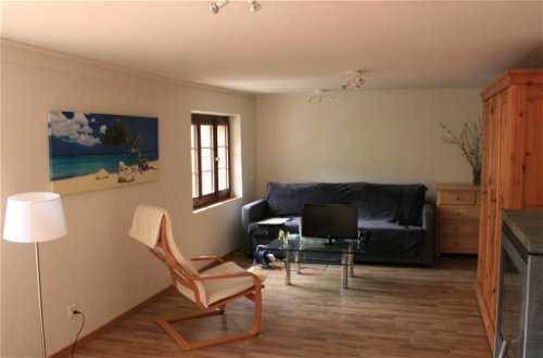 Foto 18 - Appartamento con 1 camera da letto a Kandergrund con giardino