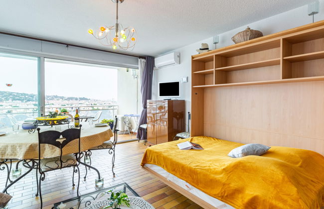 Apartment mit 2 Schlafzimmern in Sainte-Maxime mit schwimmbad und garten - Foto 8