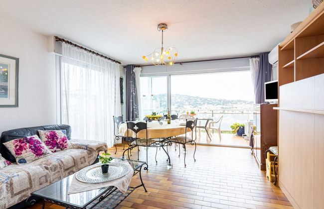 Apartment mit 2 Schlafzimmern in Sainte-Maxime mit schwimmbad und garten - Foto 5