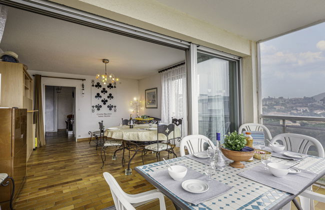 Apartment mit 2 Schlafzimmern in Sainte-Maxime mit schwimmbad und garten - Foto 4