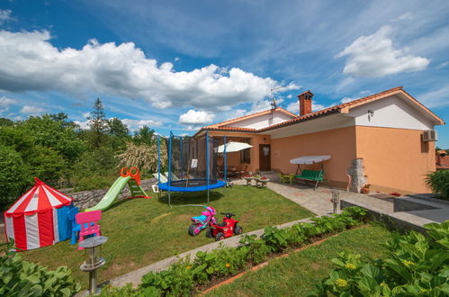 Photo 1 - Maison de 2 chambres à Matulji avec jardin et terrasse