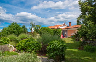 Photo 2 - Maison de 2 chambres à Matulji avec jardin et terrasse