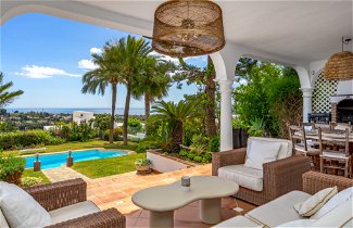 Foto 1 - Casa de 4 habitaciones en Benahavís con piscina privada y vistas al mar