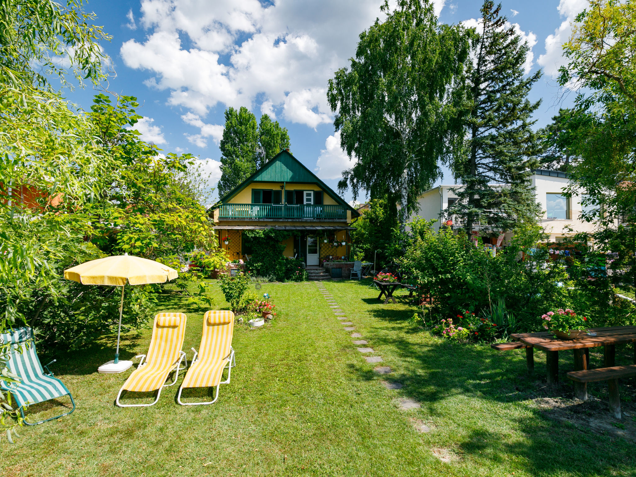 Foto 17 - Appartamento con 2 camere da letto a Szántód con giardino e vista mare
