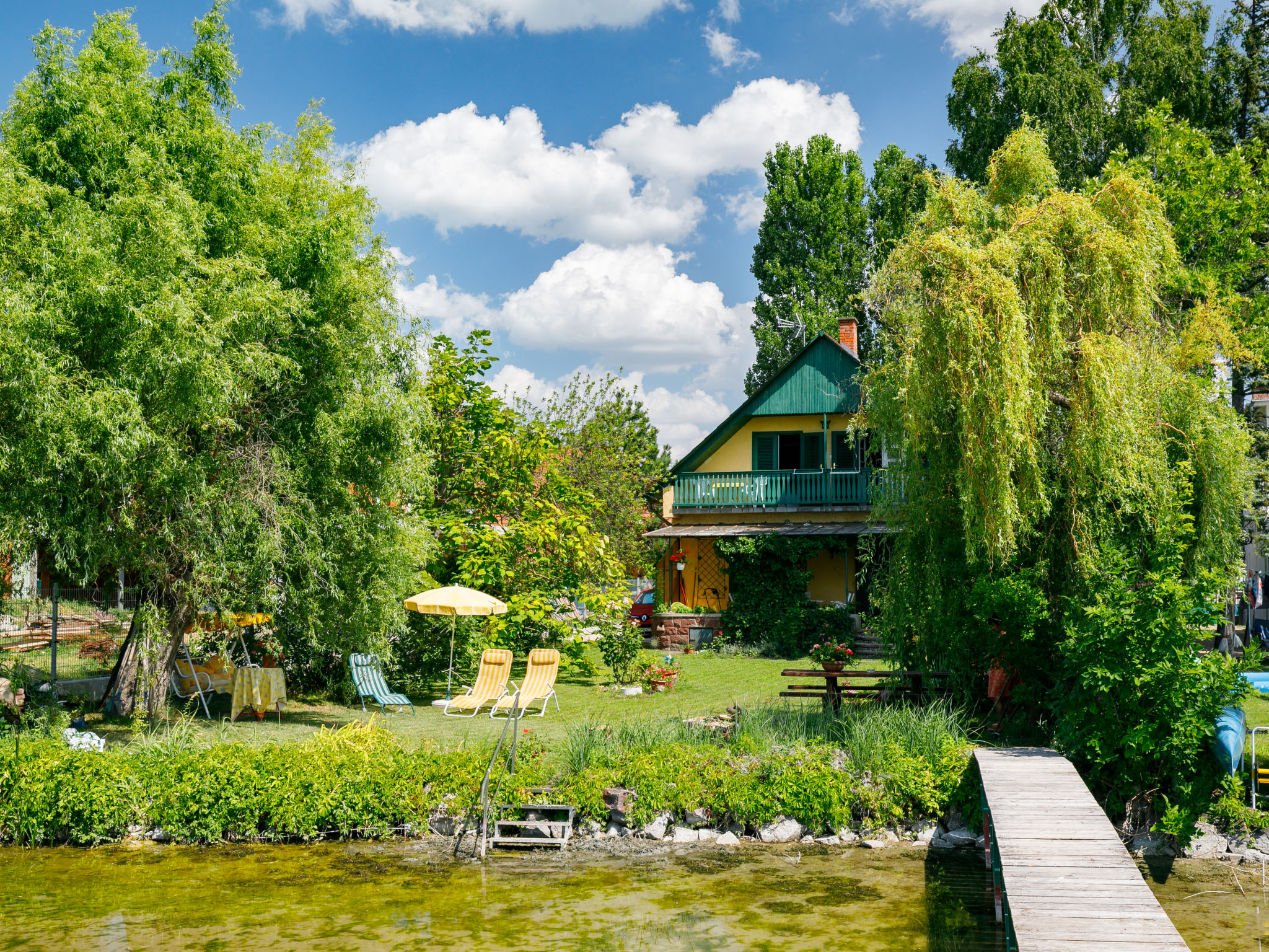 Photo 1 - Appartement de 2 chambres à Szántód avec jardin et vues à la mer