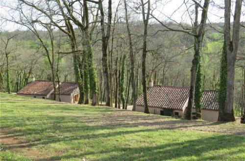 Foto 16 - Haus mit 2 Schlafzimmern in Blanquefort-sur-Briolance mit terrasse