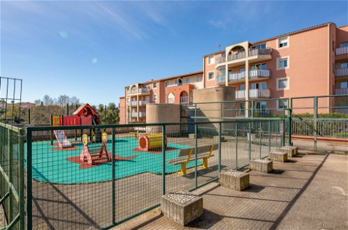 Foto 18 - Appartamento con 2 camere da letto a Fréjus con piscina e vista mare