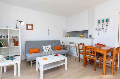 Foto 9 - Appartamento con 2 camere da letto a Tossa de Mar con vista mare