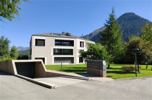 Foto 39 - Apartamento de 3 habitaciones en Davos con jardín y vistas a la montaña