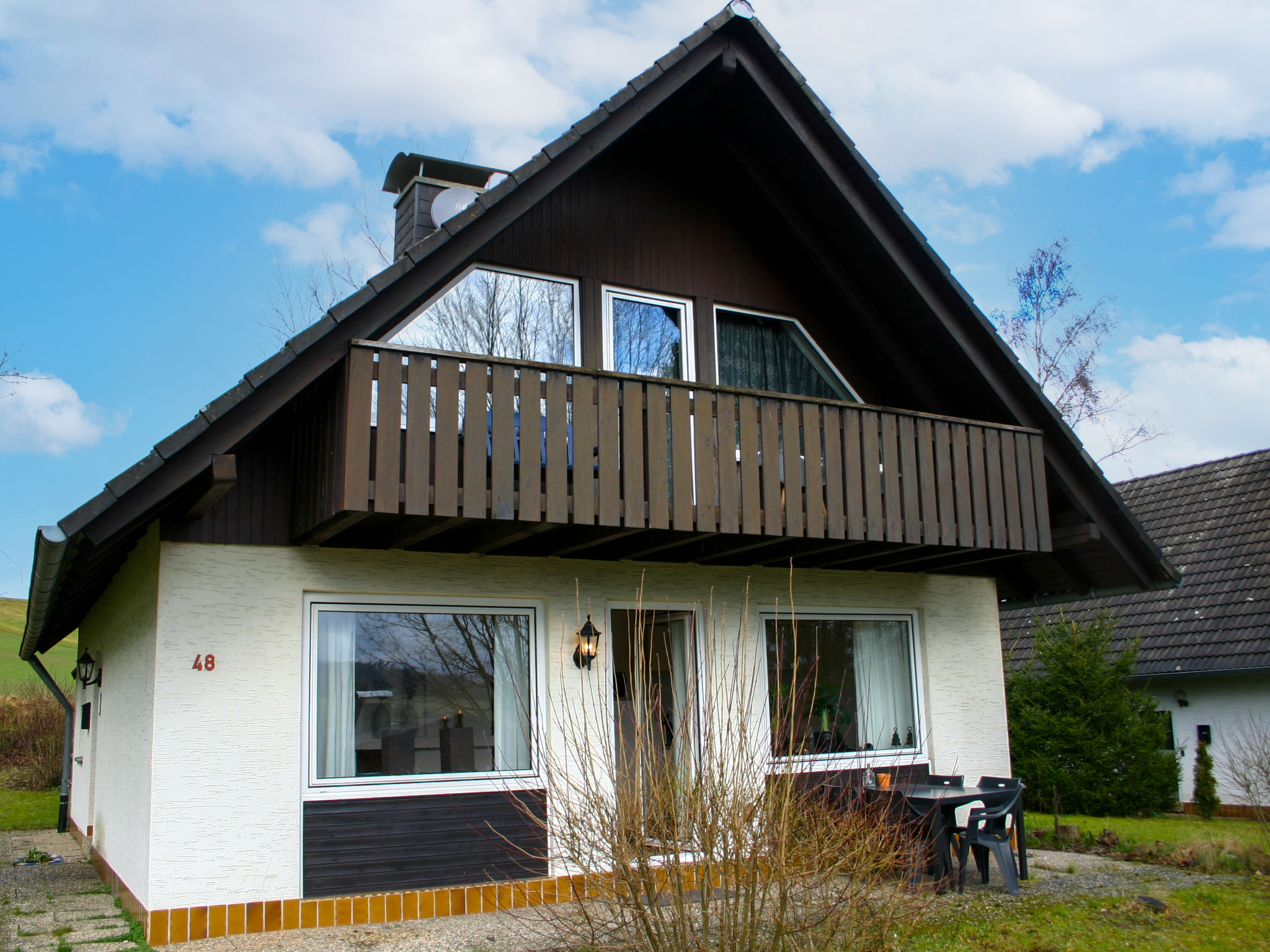 Photo 1 - Maison de 4 chambres à Oberaula avec jardin et vues sur la montagne