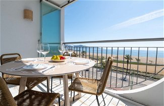 Photo 1 - 1 bedroom Apartment in Castelló d'Empúries with garden and sea view