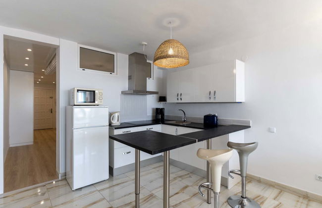 2 bedroom Apartment in Castelló d'Empúries with garden and terrace - Photo 12