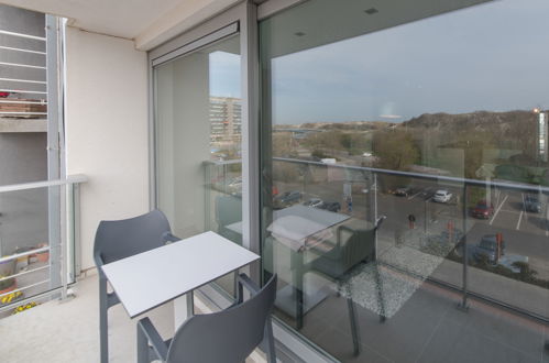 Foto 5 - Appartamento con 2 camere da letto a Bredene con terrazza