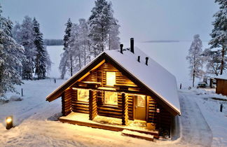 Foto 1 - Casa de 1 habitación en Rovaniemi con sauna y vistas a la montaña