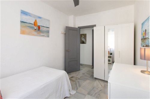 Photo 31 - 6 bedroom House in Rincón de la Victoria with garden and sea view