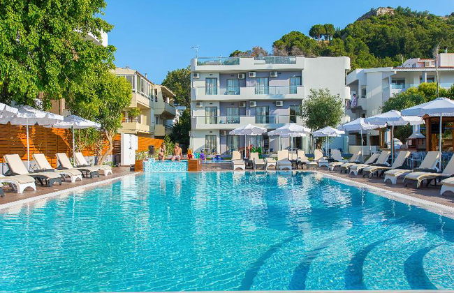 Sunny Days Hotel Apt - Photo 59