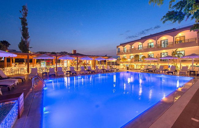 Sunny Days Hotel Apt - Photo 43