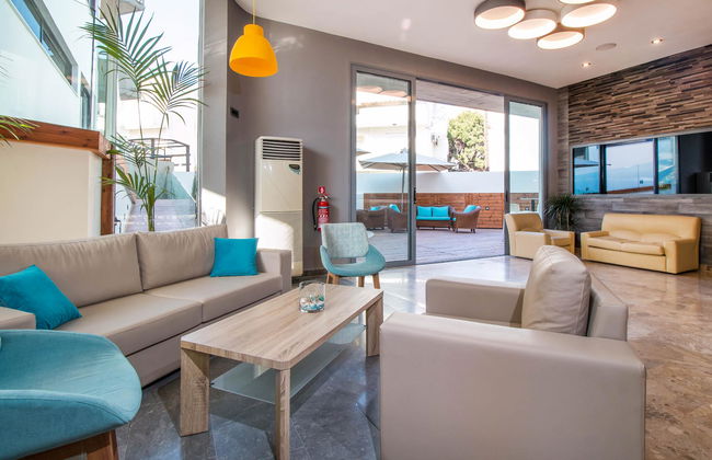 Sunny Days Hotel Apt - Photo 31