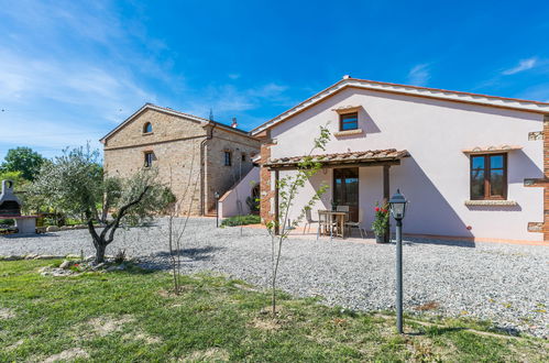 Foto 18 - Apartamento de 2 quartos em Guardistallo com piscina e jardim