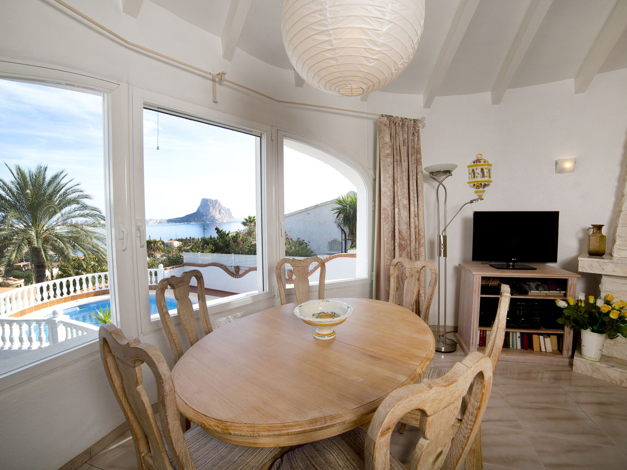 Photo 2 - 4 bedroom House in Calp with private pool and sea view