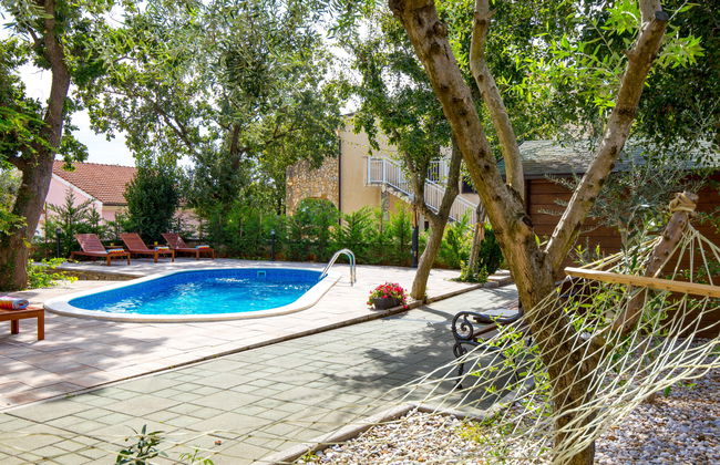 Casa de 7 quartos em Krk com piscina privada e terraƧo - Foto 28
