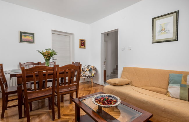 Casa de 7 quartos em Krk com piscina privada e terraƧo - Foto 9