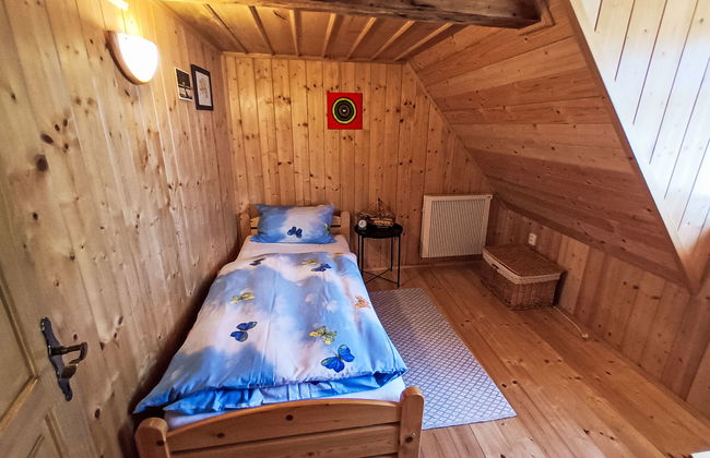 Casa de 3 quartos em Desná com jardim e terraço - Foto 18
