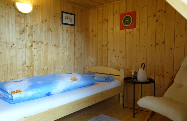 Casa de 3 quartos em Desná com jardim e terraço - Foto 19
