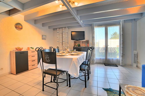 Photo 7 - 2 bedroom House in Dolus-d'Oléron with terrace and sea view