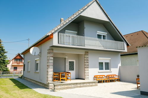 Foto 18 - Haus mit 5 Schlafzimmern in Balatonfenyves mit garten und terrasse