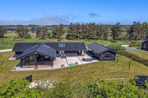 Foto 1 - Casa de 4 quartos em Løkken com terraço e banheira de hidromassagem