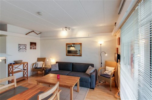 Photo 8 - 1 bedroom Apartment in Aakirkeby with swimming pool and terrace