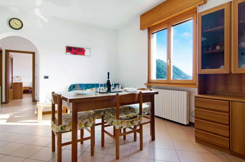 Photo 9 - 2 bedroom Apartment in Gravedona ed Uniti with mountain view