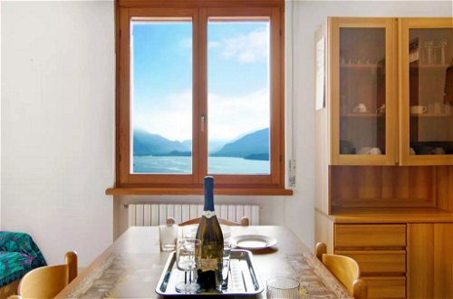 Foto 10 - Apartment mit 2 Schlafzimmern in Gravedona ed Uniti mit blick auf die berge