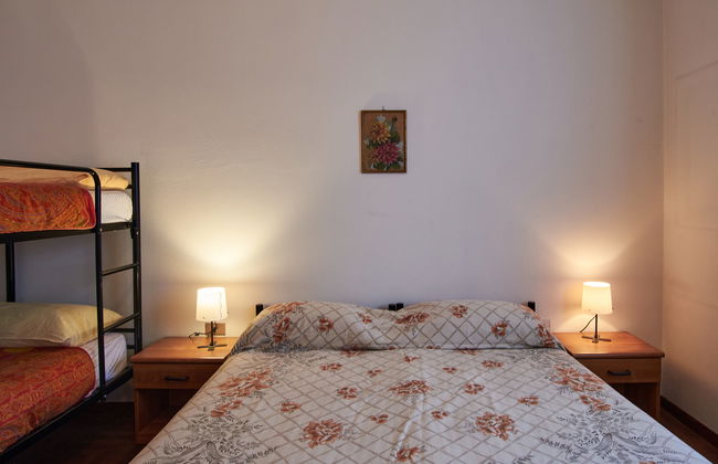 3 bedroom Apartment in Dervio with garden - Photo 22