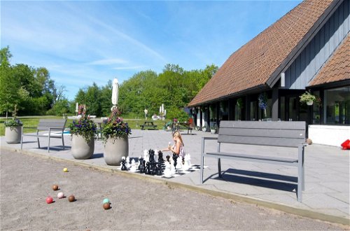 Foto 15 - Casa de 3 habitaciones en Nexø con piscina y terraza