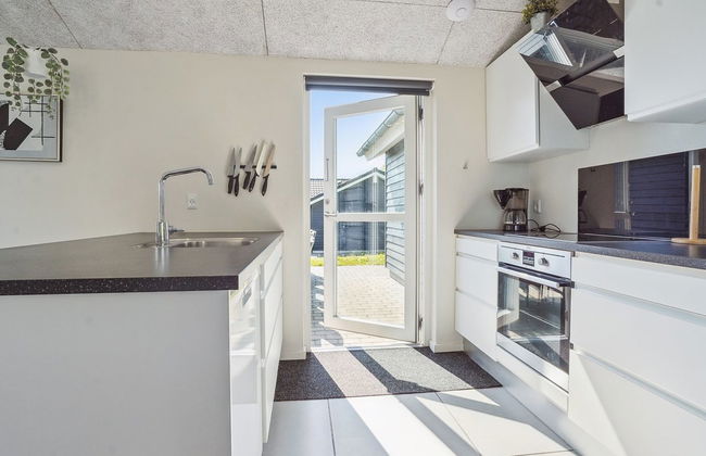 4 bedroom House in Kelstrup Strand with private pool and terrace - Photo 19