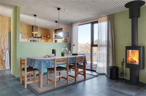 Photo 4 - Maison de 3 chambres à Glesborg avec terrasse et bain à remous